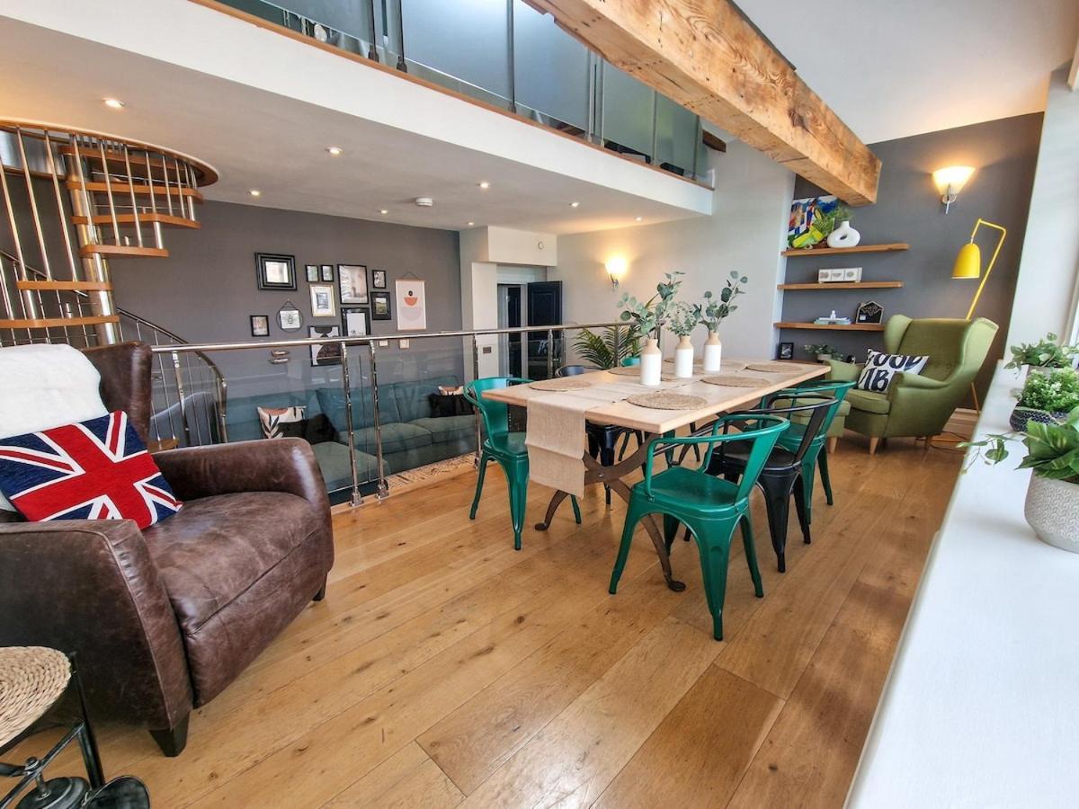Luxury Piccadilly Duplex Flat By City Superhost Manchester Exterior photo